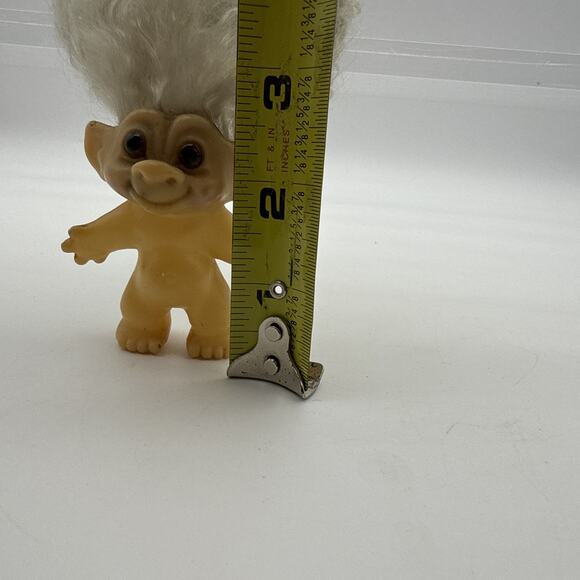 Vintage 1960s DAM Troll Doll White Gray Hair Amber Eyes Marked On Back 2.5 Inch - Picture 4 of 12